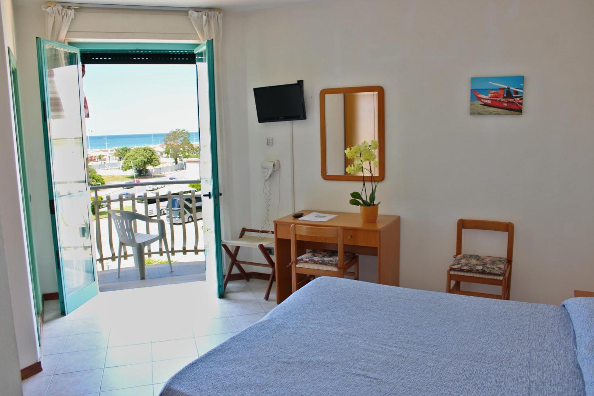 Hotel Puccinelli Lido di Camaiore Eksteriør bilde